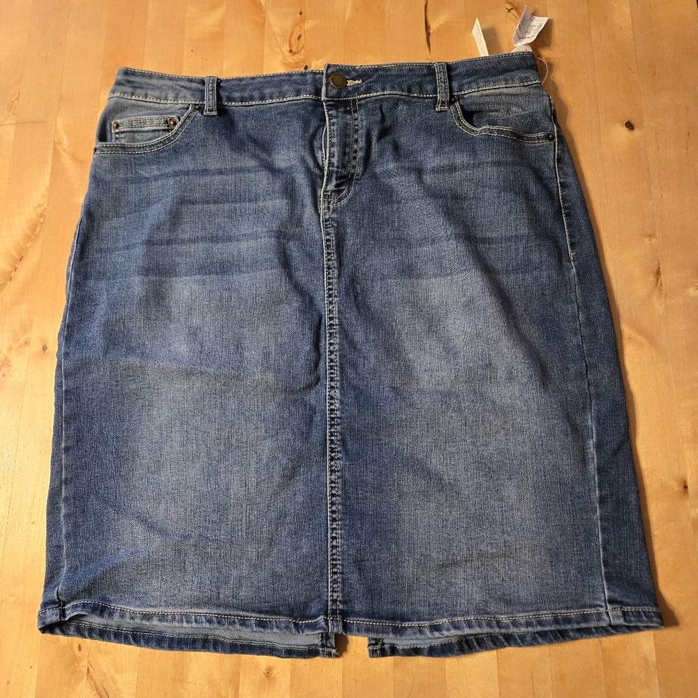 NWT Women's Westport Jean Skirt 12